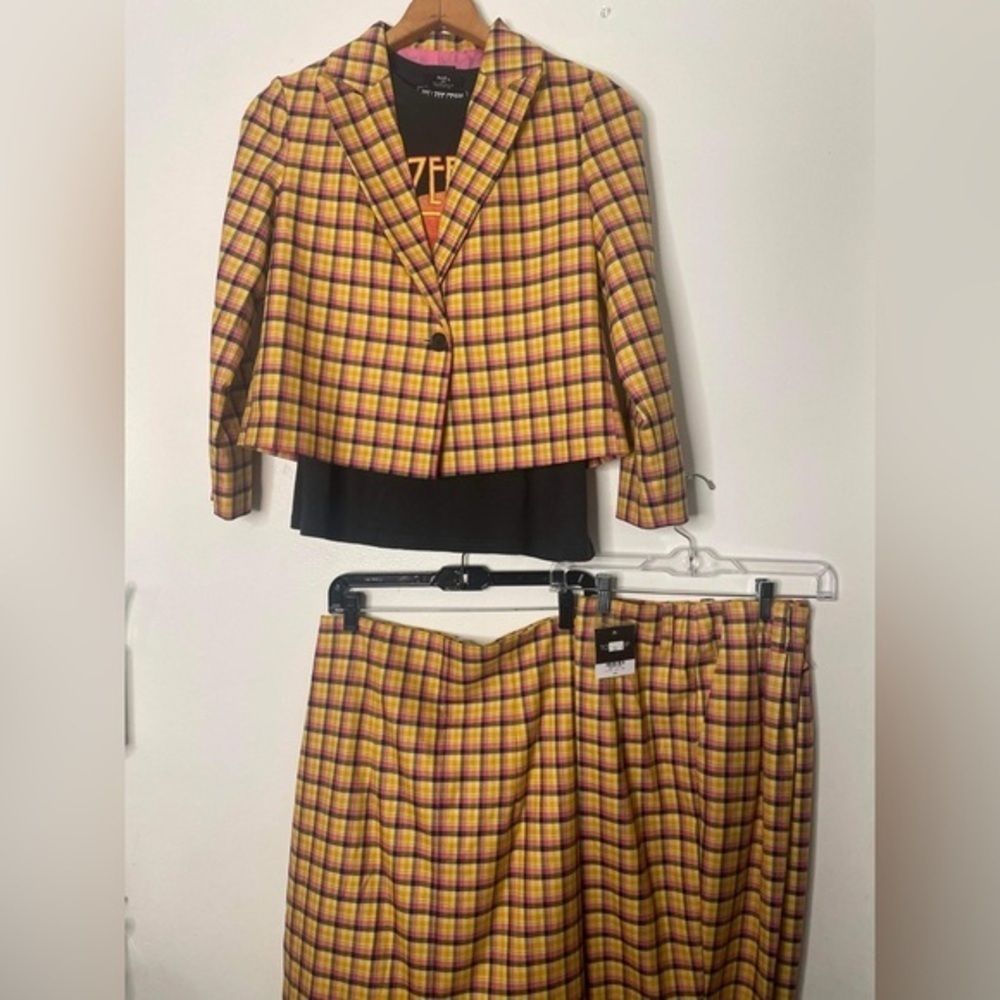 NWT Top shop, academia blazer, trousers and skirt, suit set, size small - Picture 5 of 9